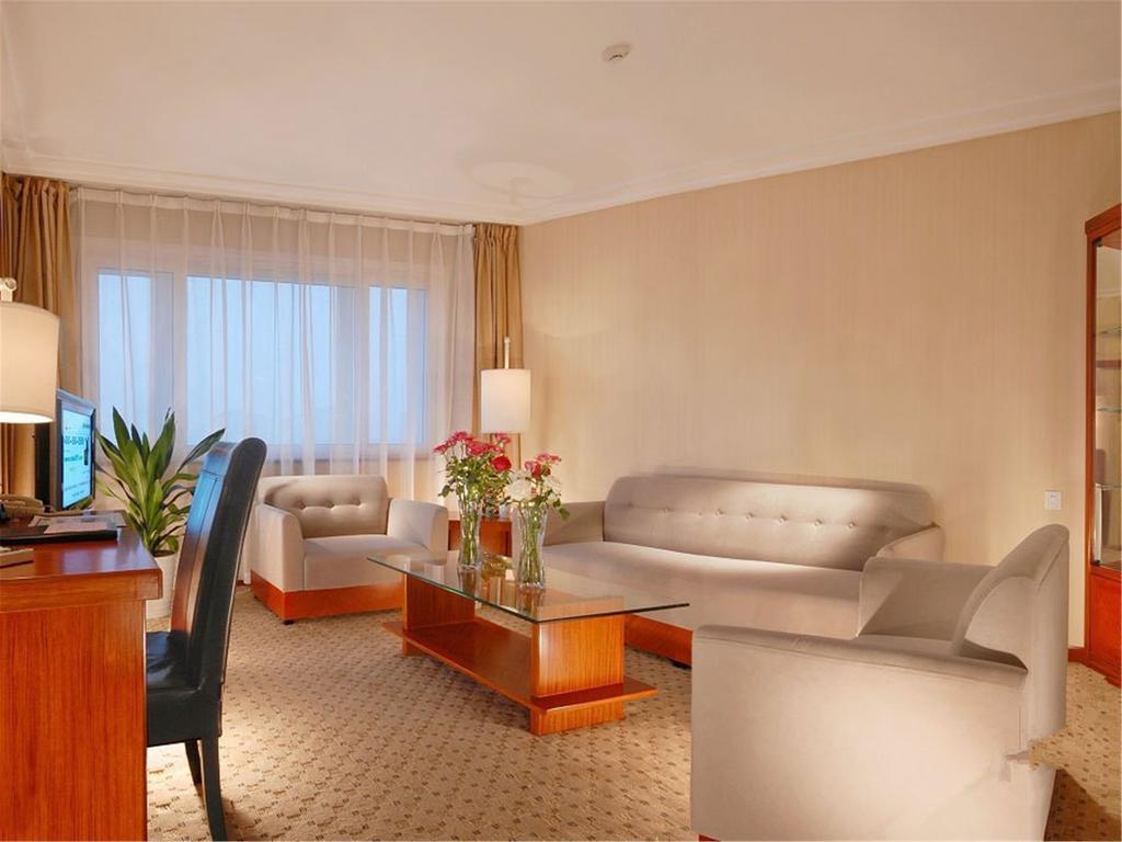 Ya'Ao International Hotel Beijing Exterior photo